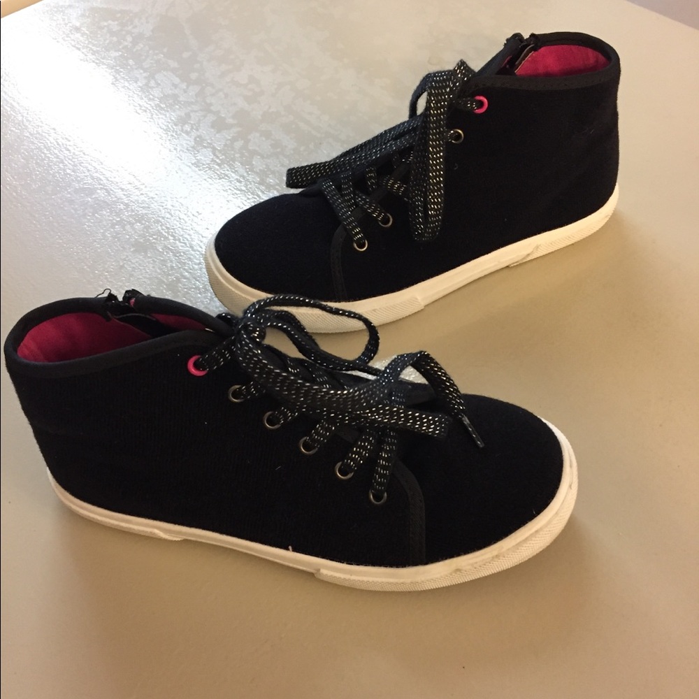 Tucker + Tate Velvet Converse Style Sneakers 2M